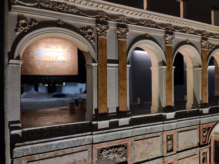 Royal Palace of Naples – image 11