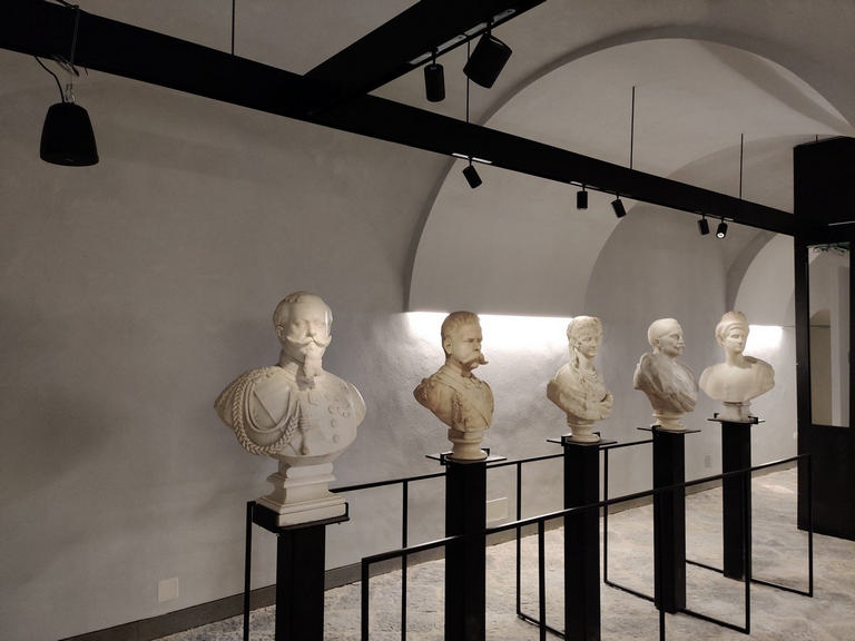 Royal Palace of Naples – image 12